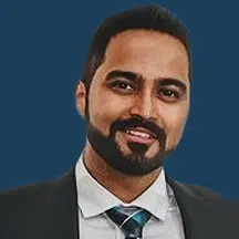 portrait of Nik Kumar